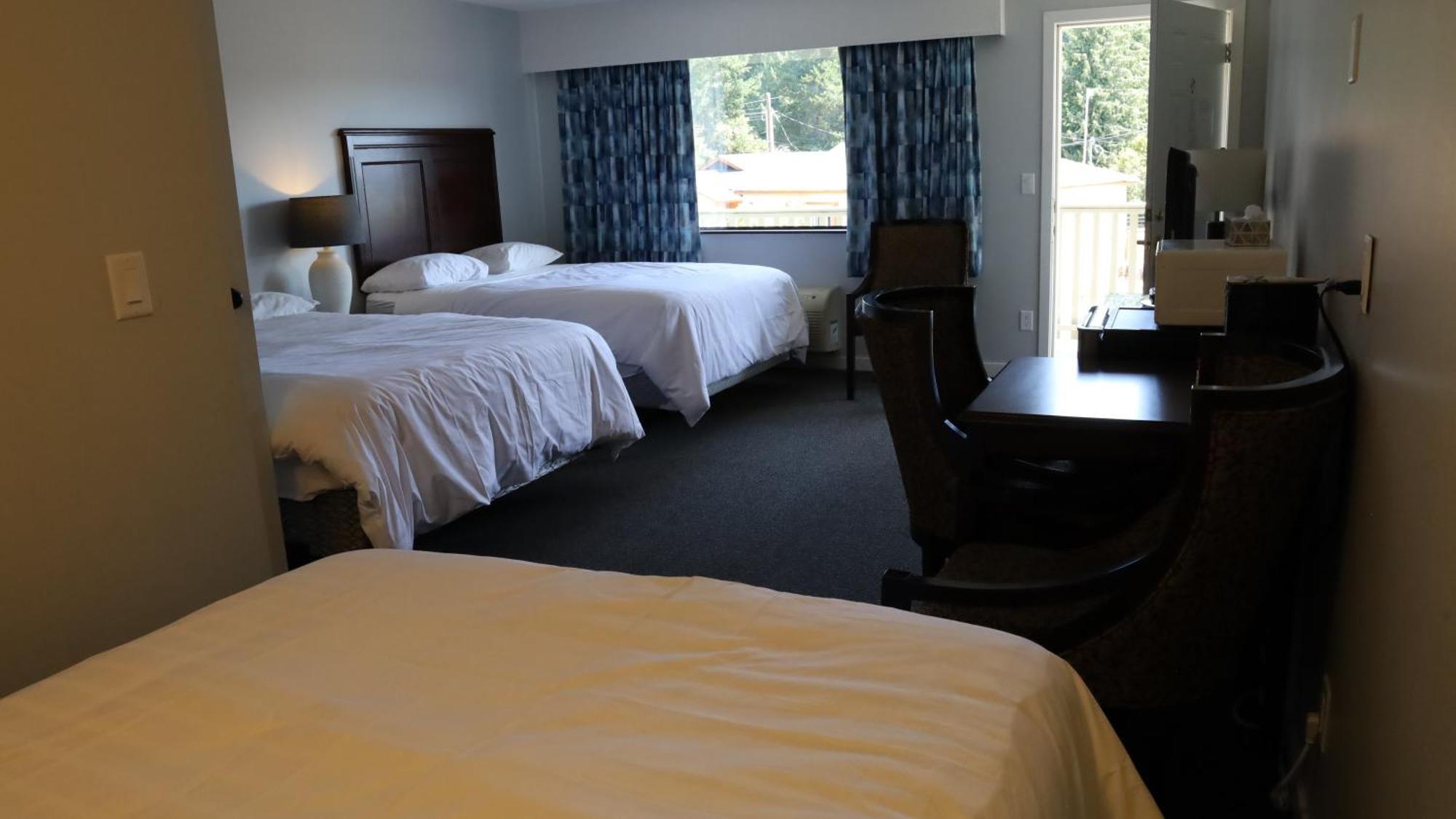 Skylite Motel Parksville Exterior photo